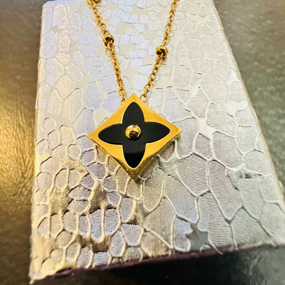 Gold-Tone Black Floral Pendant Necklace - Women Jewelry - Picture 4 of 7
